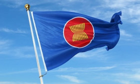 Vietnam attends meetings between ASEAN and partners