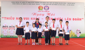 节日“少儿快乐健康——向共青团迈进”：具有意义、切实