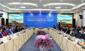 2023年春季国际友好交流会：向国际友人推介越南国家和越南人形象