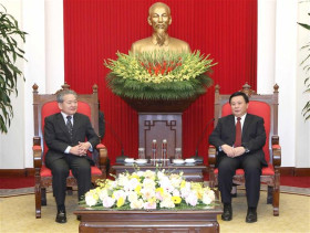 加强越日党建工作经验交流