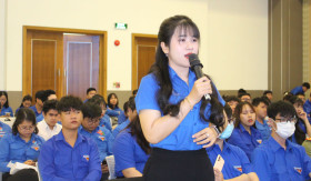 平阳省领导与青年对话