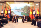 Chủ tịch nước Võ Văn Thưởng tiếp Chủ tịch Hội Hữu nghị Lào-Việt Nam