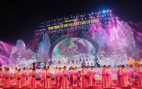 Khai mạc Lễ hội du lịch Cửa Lò 2023