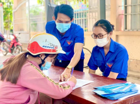 Phường Lái Thiêu, Tp.Thuận An: Hỗ trợ người dân làm hồ sơ trực tuyến