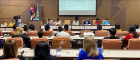 Vietnamese, Cuban women's role in national development spotlighted
