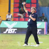 Philippe Troussier tested in male football of SEA Games 32