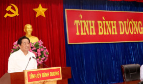 及时排除困难障碍以推动全省经济社会发展