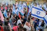 Hàng trăm nghìn người Israel lại biểu tình phản đối cải cách tư pháp
