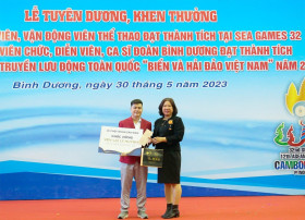 Le Chef tặng Nhân sâm đen cho HLV và VĐV Bình Dương đạt thành tích tại SEA Games 32