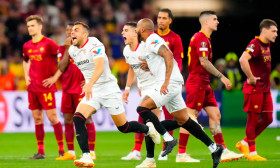 Thắng Roma, Sevilla vô địch Europa League