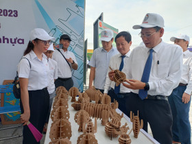 Reduce plastic waste by concrete and practical actions