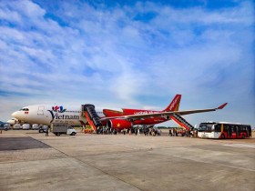 越捷航空喷涂越南旅游形象标识的宽体客机正式亮相