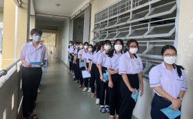 Binh Duong announces standard score for 10th grades in 2023-2024 school year
