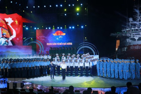 Ấn tượng chương trình nghệ thuật 'Mạnh giàu từ biển quê hương'