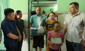 Raising footsteps to school