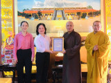 Provincial Buddhist Sangha donates VND200 million to the poor in Dien Bien province