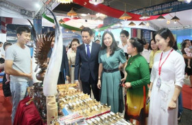 Hanoi, Red River Delta provinces boost connection