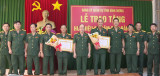 Đảng ủy Quân sự tỉnh trao Huy hiệu Đảng cho đảng viên
