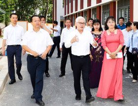 Towards building up smart and happy schools