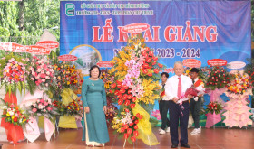 Trường TH-THCS-THPT Phan Chu Trinh khai giảng năm học mới