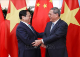 Vietnamese, Chinese PMs hold talks