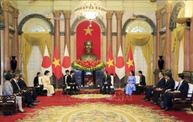 越南国家主席武文赏和夫人会见日本皇嗣秋筱宫文仁亲王和秋筱宫妃纪子