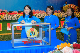 继续提高关照工会会员和劳动者生活的活动质量