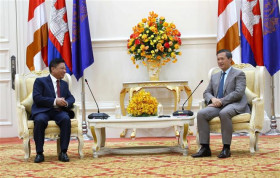 柬埔寨首相洪玛奈强调继续与越南加强全面合作关系