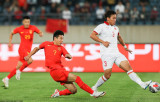 Tiến Linh nhận thẻ đỏ, Tuyển Việt Nam thua 0-2 trước Trung Quốc