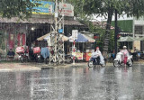 Vùng áp thấp di chuyển chậm, gây mưa cho khu vực Quảng Trị-Quảng Nam