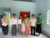 MTTQ phường Vĩnh Phú (Tp.Thuận An): Trao tặng nhà đại đoàn kết tại tỉnh Đồng Nai