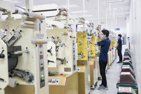 Province enhances competitiveness, proactively attracts high quality investment