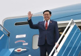 越南国会主席王廷惠抵达曼谷 开始对泰国进行正式访问