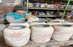 Unique dragon image on ceramic items