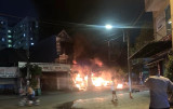 Kịp thời dập tắt đám cháy tại nhà dân trong Khu dân cư Việt Sing