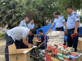 Market of commodities servicing Tet tightened up