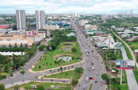 建设顺安市朝着文明现代城市的方向可持续发展