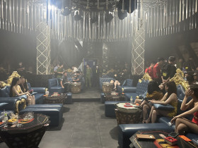 Kiểm tra quán bar,phát hiện tội phạm