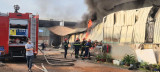 Dập tắt ngọn lửa tại xưởng mút xốp, ngăn cháy lan sang nhà dân