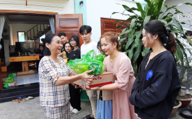 Year-end joy for students and workers