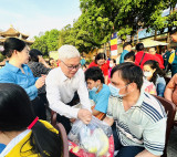 Tet gifts  donated to  disadvantaged people
