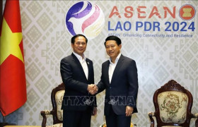越南与柬埔寨保持紧密配合 援助老挝成功担任2024年东盟轮值主席国