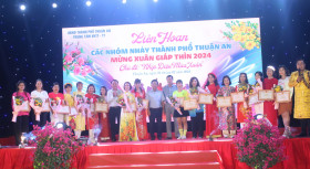 Sôi nổi Liên hoan "Nhịp điệu mùa xuân" TP.Thuận An