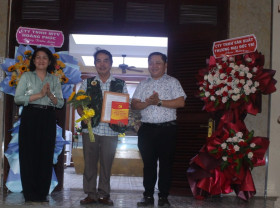 Khai mạc Triển lãm ảnh "Quê hương và người lính"