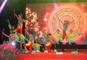 Sôi nổi Liên hoan “Nhịp điệu mùa xuân” TP.Thuận An