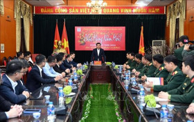 阮鸿延部长：确保春节期间汽油、电力供应充足
