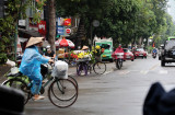 Bắc Bộ mưa nhỏ rải rác, Nam Bộ tăng nhiệt