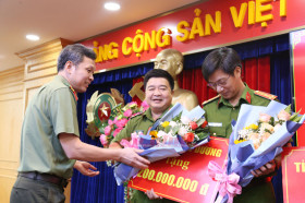 Triệt xóa đường dây mua bán ma túy xuyên quốc gia: Chiến công xuất sắc của Công an Bình Dương