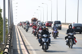 Workers eagerly return to work in Binh Duong