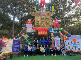 平阳青年：兴高采烈啟程入伍